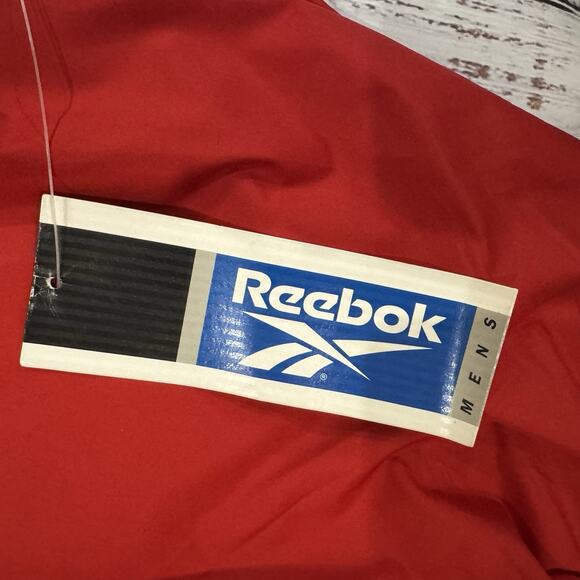 Reebok 90s Pullover Windbreaker Vest Men’s 2XL Red NWT V-Neck - Picture 7 of 7